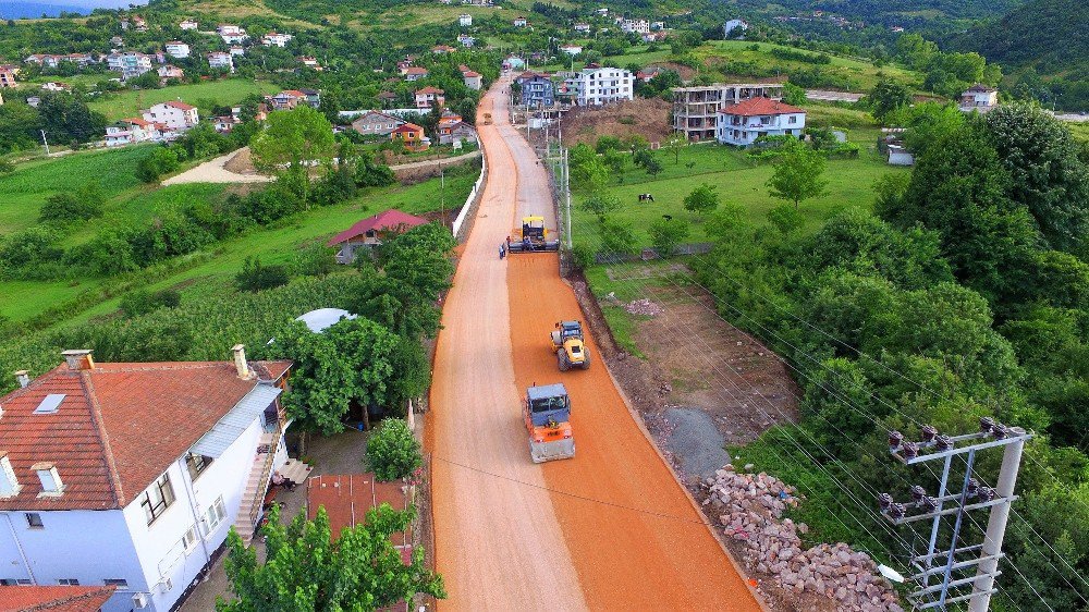 Hacı Mahmut Caddesi Asfalta Hazır