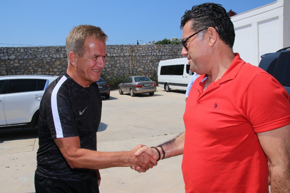 Başkan Kocadon, Bodrumspor’u Ziyaret Etti