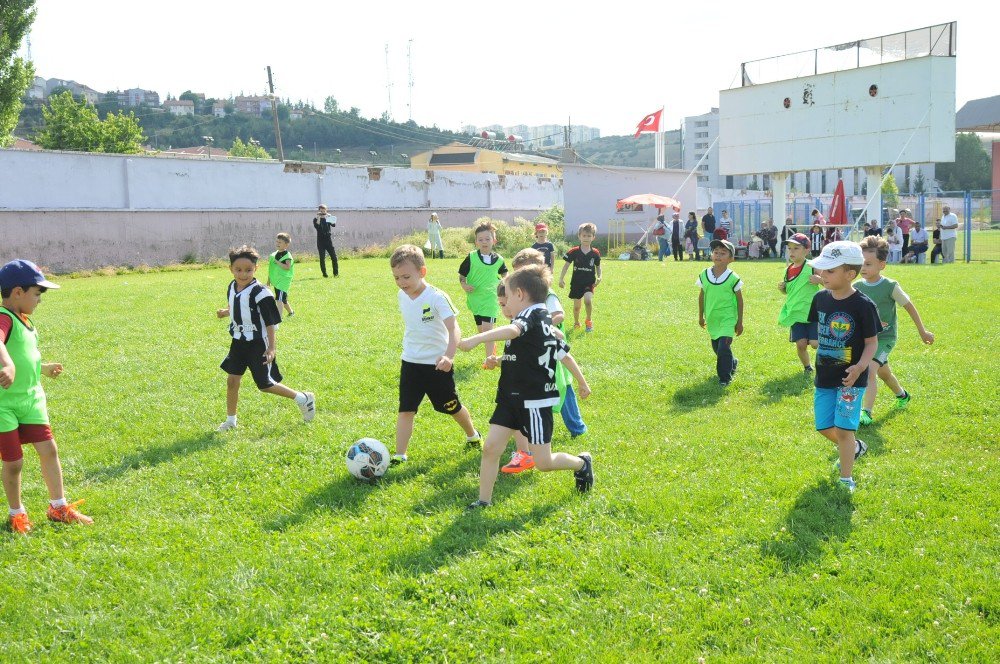 Bozüyük Belediyesi Yaz Spor Okulları Başladı