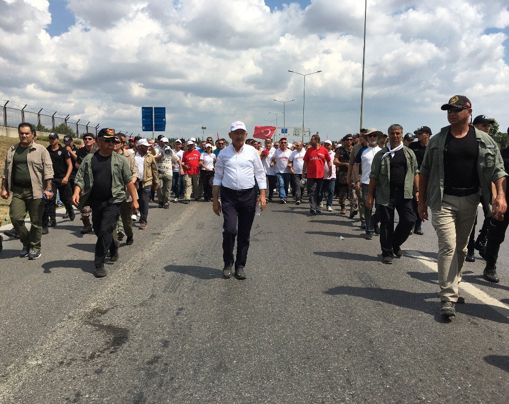 Kılıçdaroğlu’nun Yürüyüşü Molanın Ardından Devam Ediyor