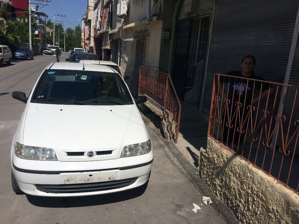 Plakası Çalındı, Polis Aradı, Sahte Polis Sandı