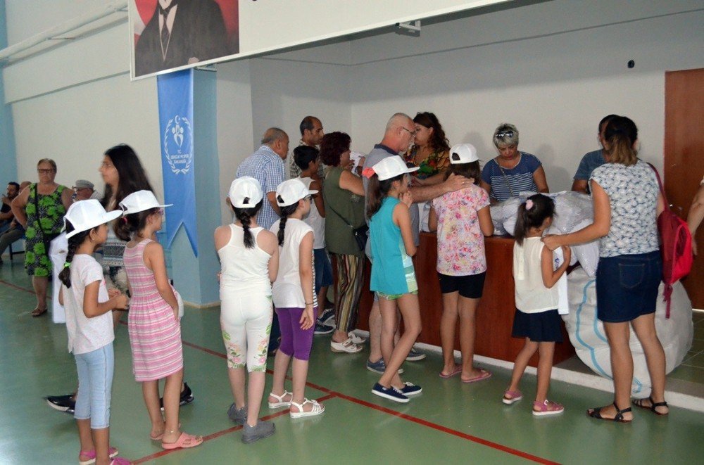 Didim Belediyesinin Yaz Spor Okulları 16 Branşta Açıldı