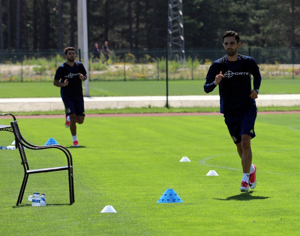 Fenerbahçe, Hazırlıklarını Sürdürdü