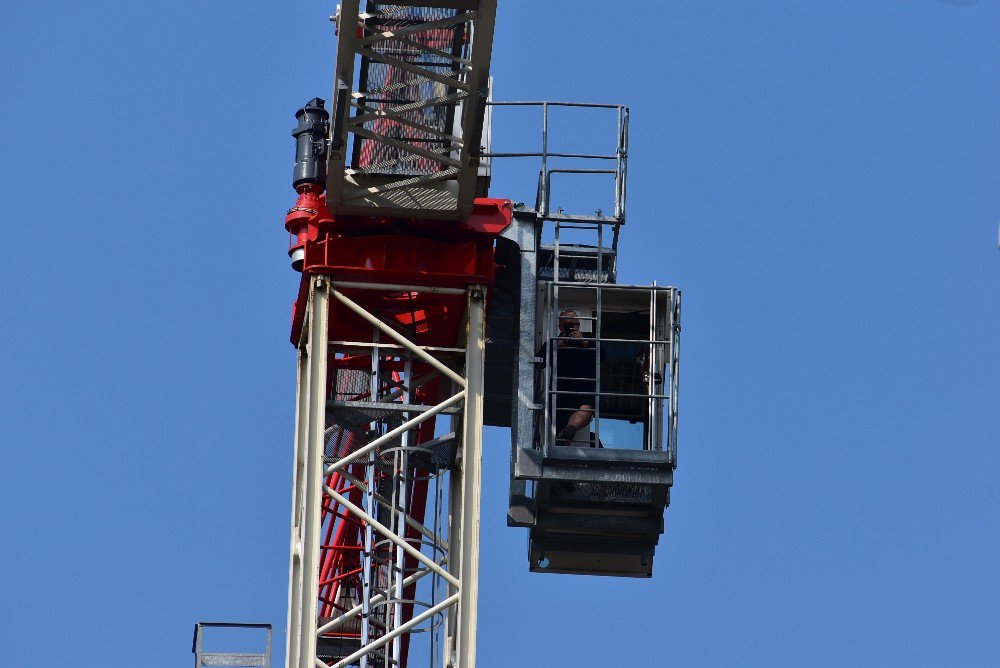 Cumhurbaşkanı Erdoğan’ın Konvoyu Güvenlik Gerekçesiyle Hamburg’da Bekletildi