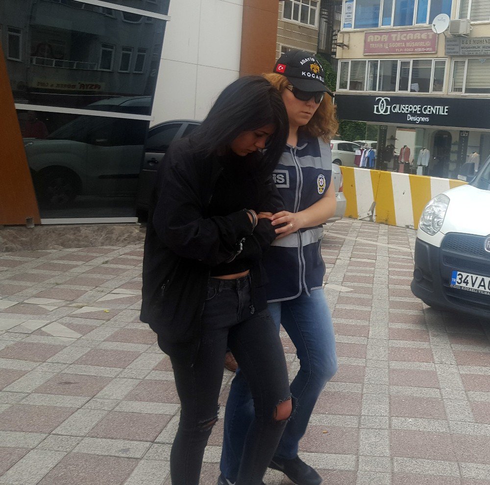 Önce Yardım Etti Sonra Gasp Edildi