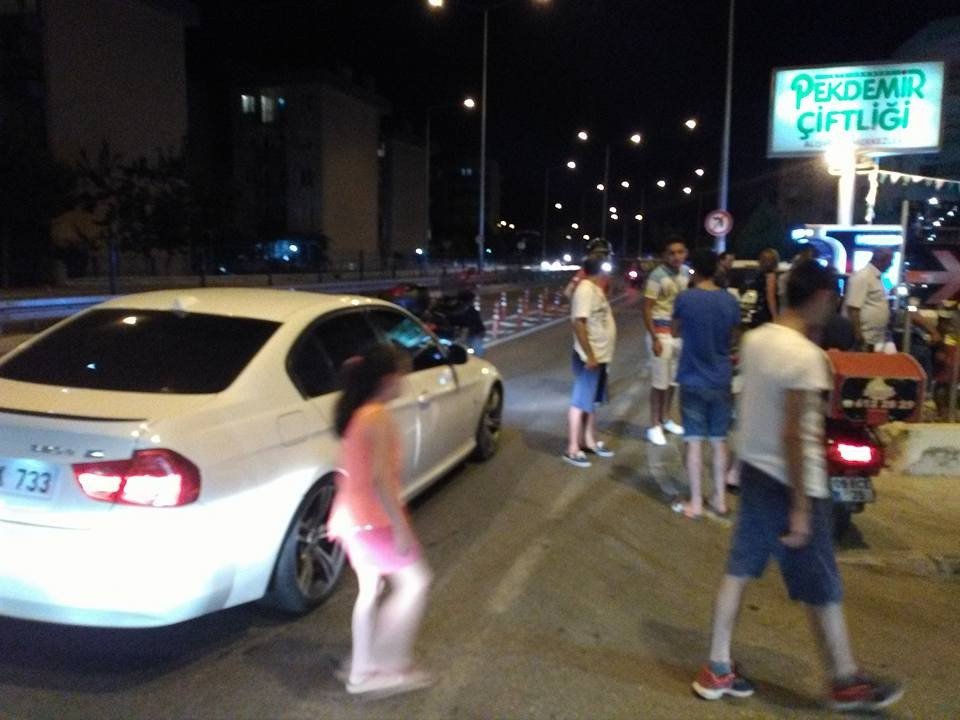Kuşadası’nda 3 Trafik Kazası, 3 Yaralı