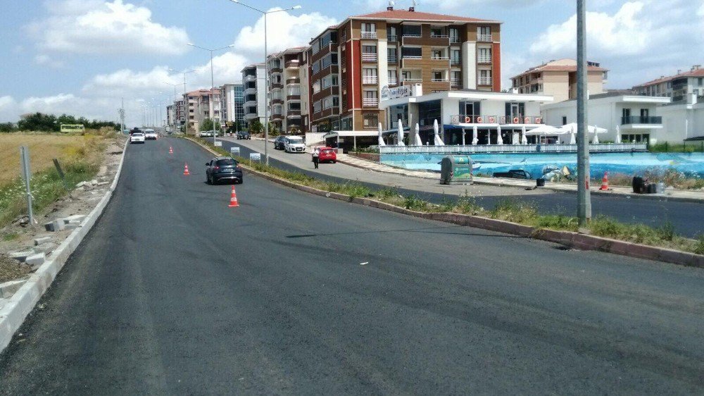 Süleymanpaşa Çandarlızade Bulvarına Sıcak Asfalt Çalışması