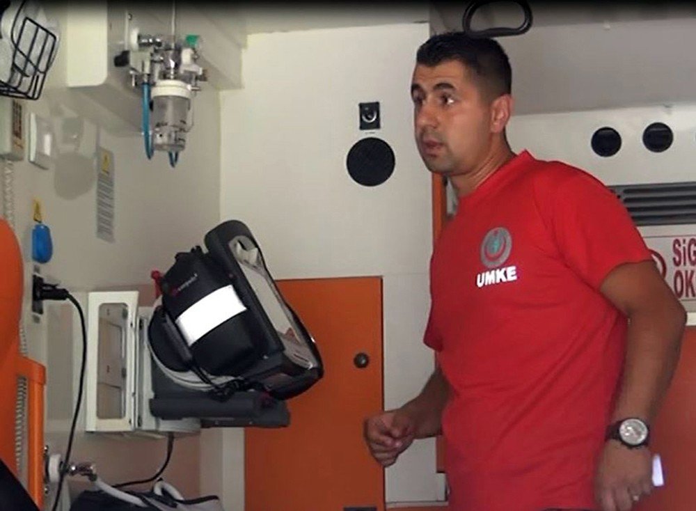 Bir Buçuk Saatlik Kalp Masajı İle Hayata Tutundu