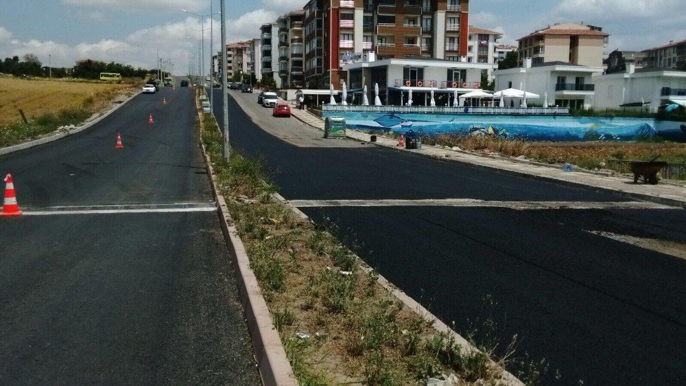 Süleymanpaşa Çandarlızade Bulvarına Sıcak Asfalt Çalışması