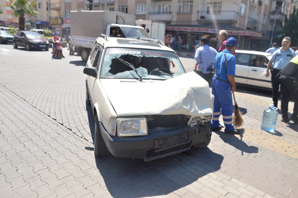 Nazilli’de Trafik Kazası: 2 Yaralı