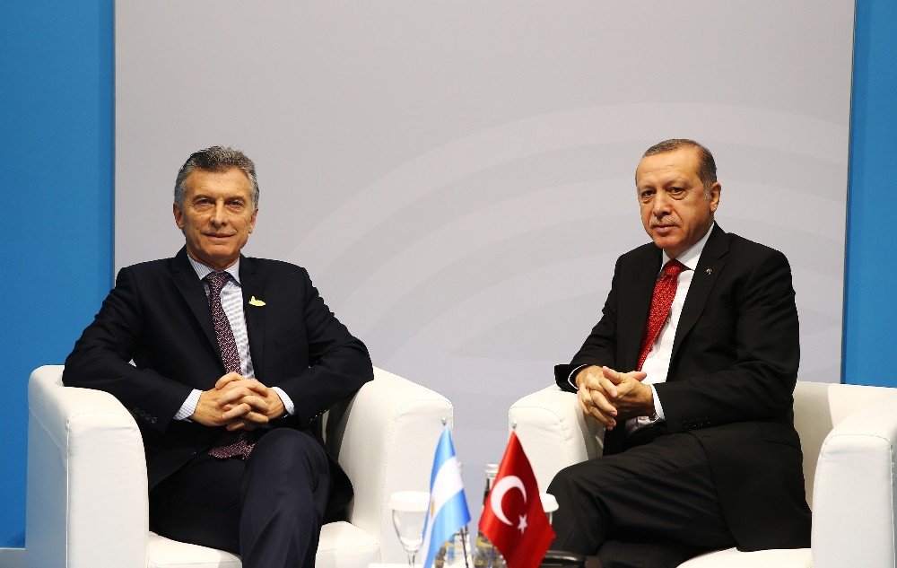 Cumhurbaşkanı Erdoğan, Arjantin Devlet Başkanı Macri’yi Kabul Etti