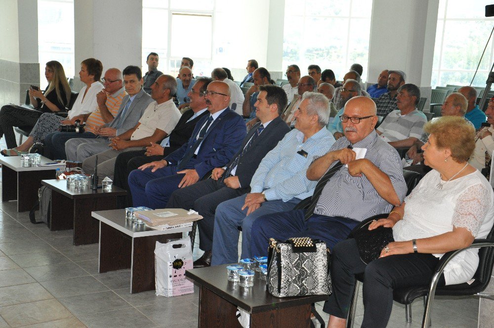 Sarıveliler’de Karacaoğlan Konferansı Yapıldı