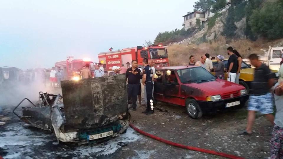 Helyum Gazı Patlamasında 5 Araç Yandı, 1 Kişi Yaralandı