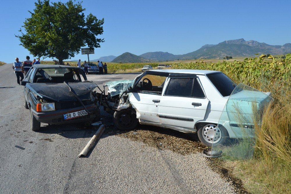 Kozan’da Trafik Kazası 1’i Ağır, 7 Yaralı