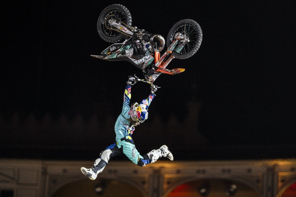 Red Bull X-fighters’ın En Büyüğü Levi Sherwood