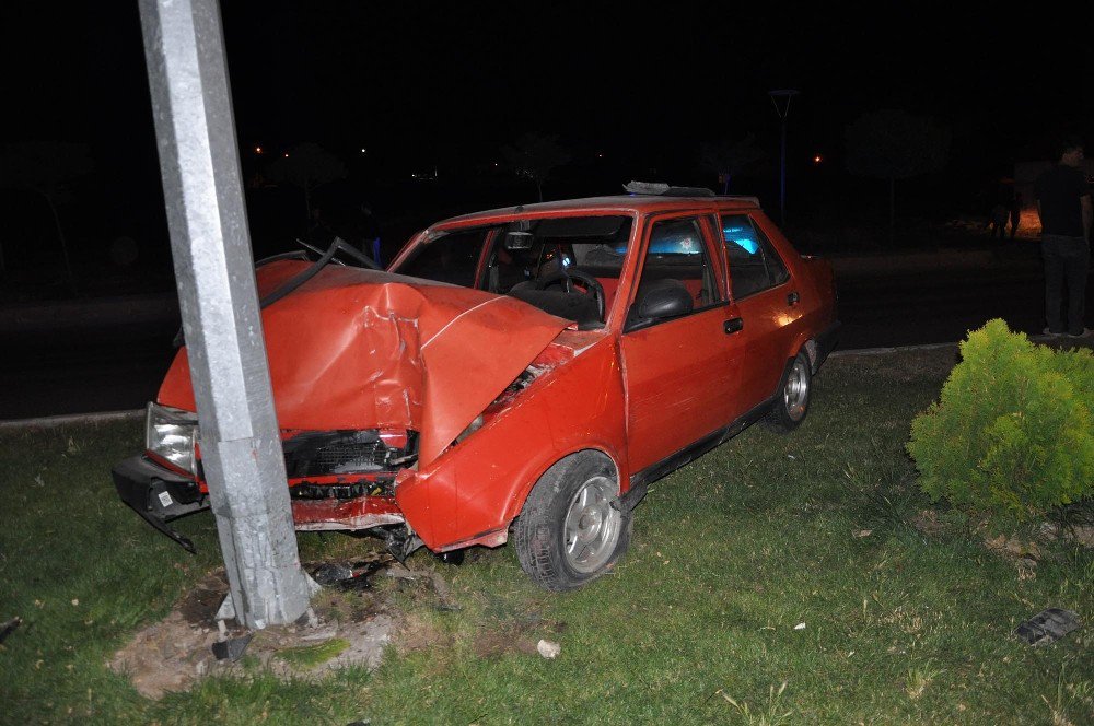 Yozgat’ta Trafik Kazası: 2 Yaralı