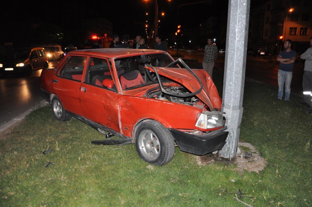 Yozgat’ta Trafik Kazası: 2 Yaralı