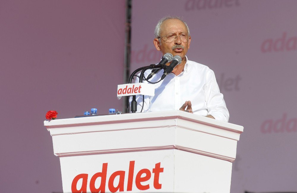 Kılıçdaroğlu Yürüyüşünü Maddelik ‘Adalet Çağrısı’ Metni İle Sonlandırdı