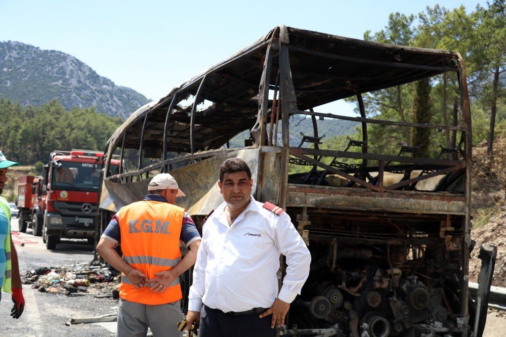 Yolcu Otobüsünde Yangın