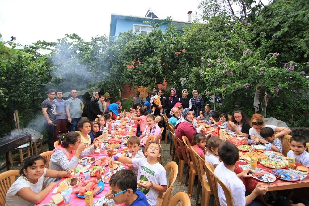 Sevgi Evlerinde Kalan Çocuklarla Piknik Yaptılar