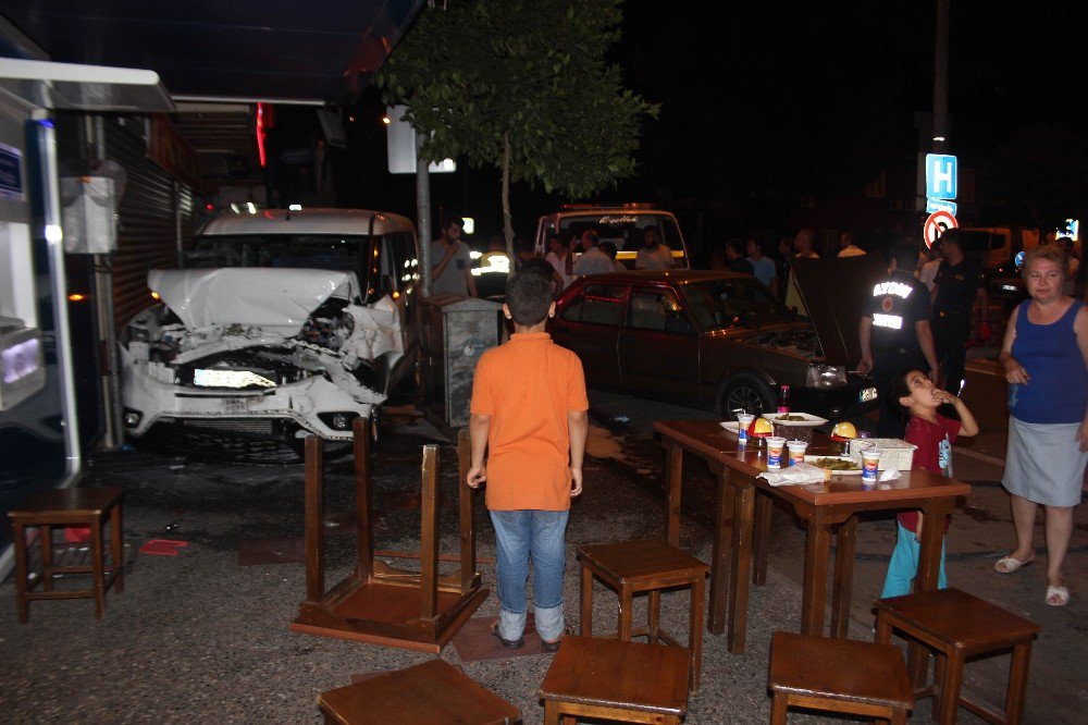 Aydın’da Zincirleme Trafik Kazası, Faciaya Ramak Kaldı