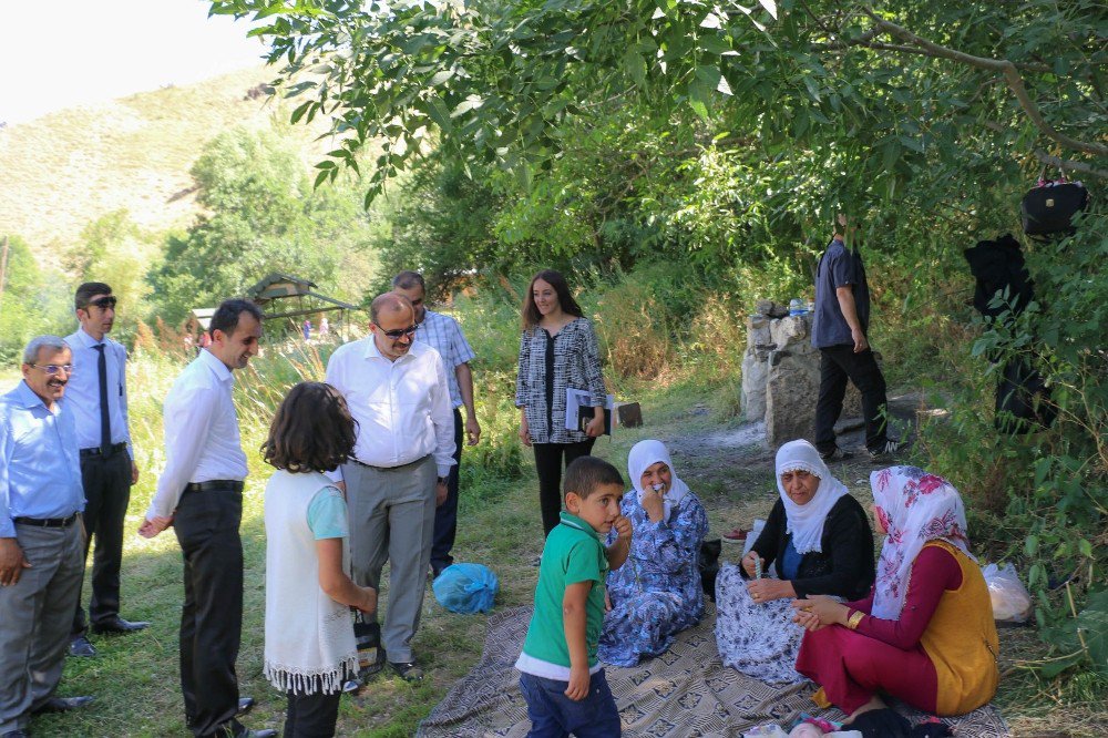 Başkan Vekili Ustaoğlu, Mesire Alanlarını Ve Parkları İnceledi