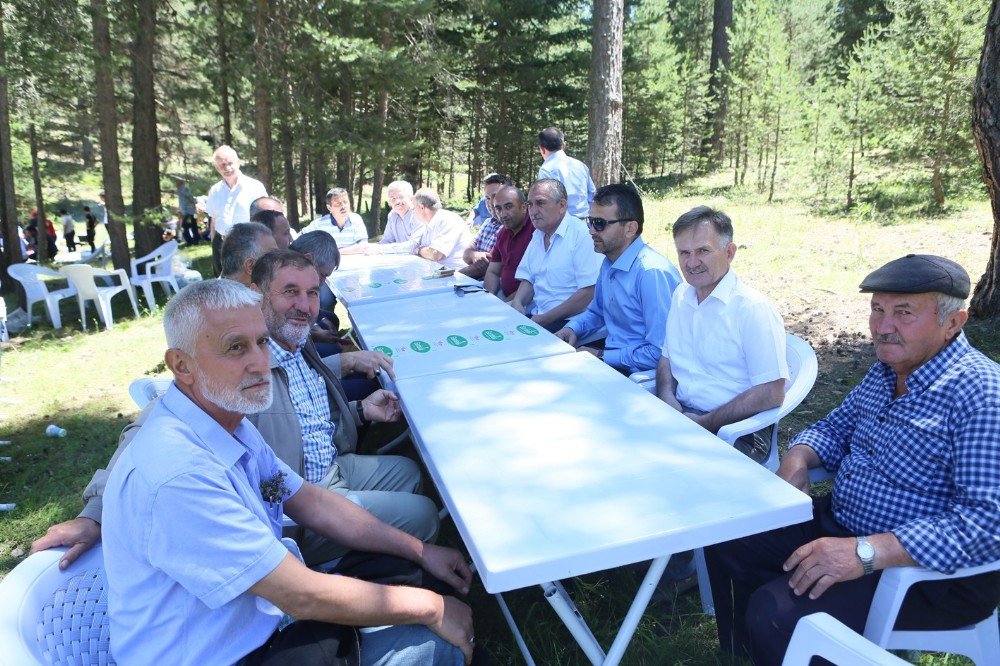 Başkan Yılmaz Yayla Bayramlarına Katıldı