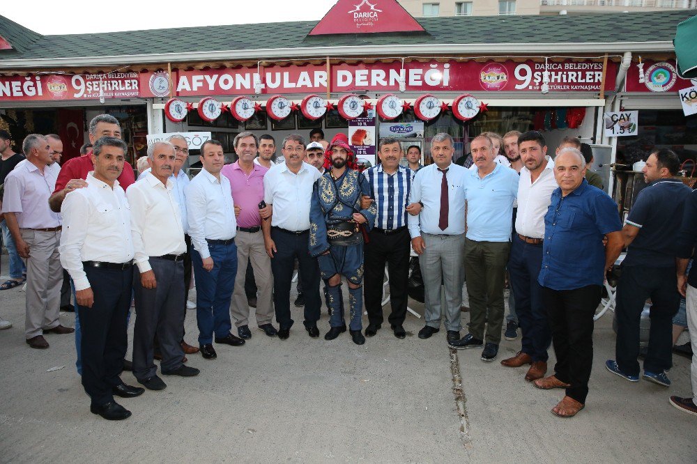 Darıca’da Afyon Yöresi Halk Oyunları Büyük İlgi Gördü