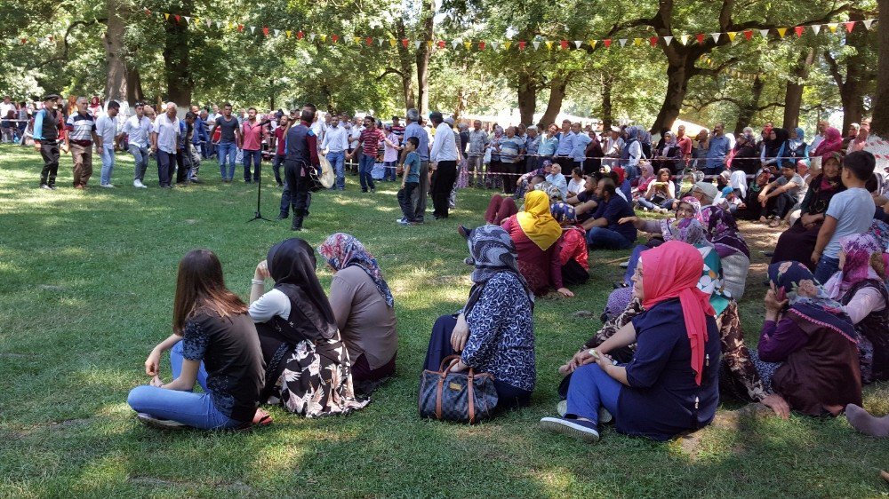 Gölyakalılar Festivalde Buluştu