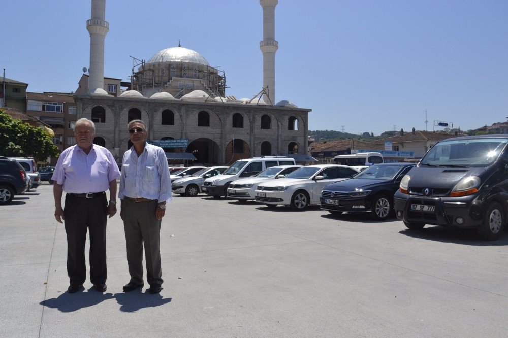 Gurbetçilerden, Cami Yapımı İçin Bağış