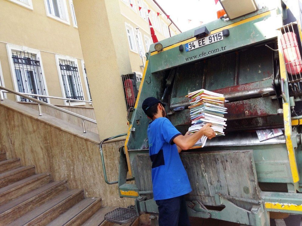 Okullardaki Eski Kitaplar Toplanıyor