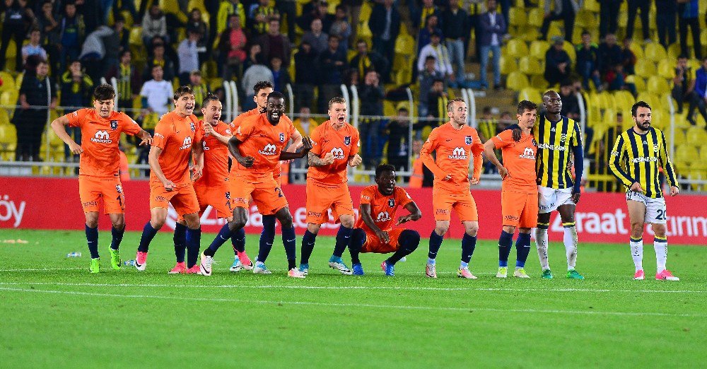 Başakşehir’de Defans Dağıldı