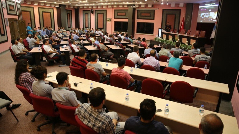 Melikgazi Belediyesi Tarafından Hizmet İçi Eğitim Seminerleri Devam Ediyor