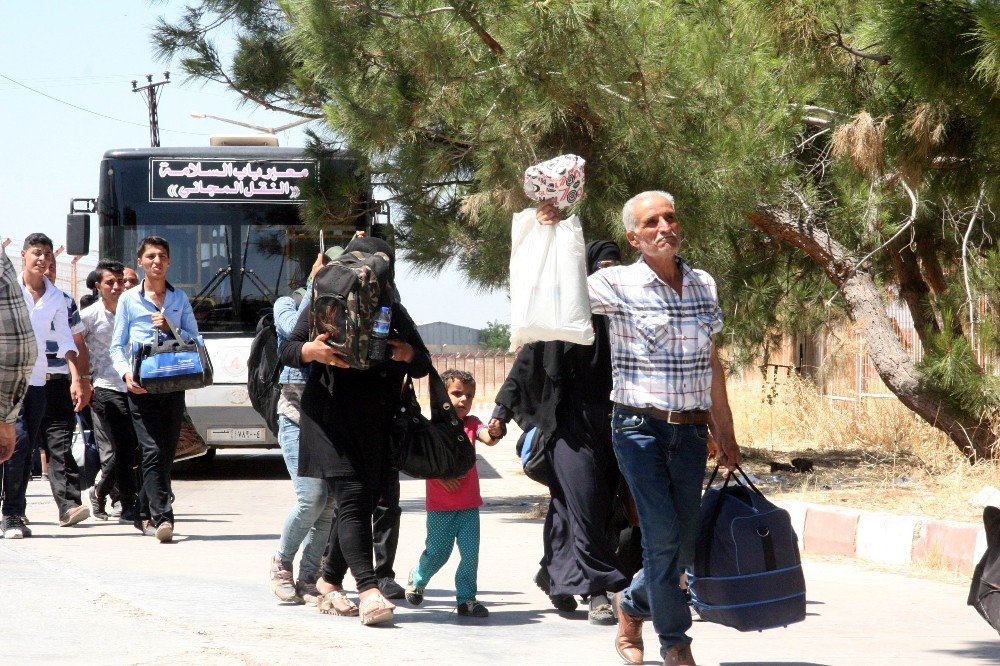 Bayram İçin Ülkelerine Giden Suriyelilerden Yaklaşık 48 Bini Türkiye’ye Döndü
