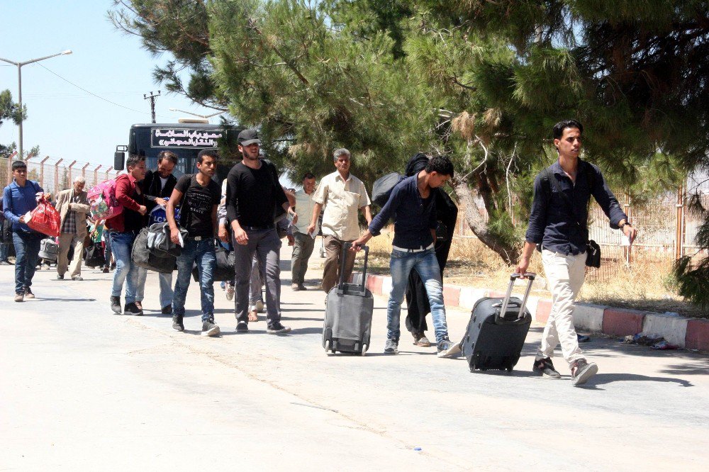 Bayram İçin Ülkelerine Giden Suriyelilerden Yaklaşık 48 Bini Türkiye’ye Döndü