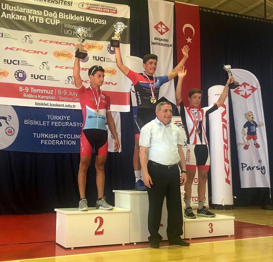 Büyükşehir Bisiklet Takım Sporcusu Mtb Cup Yarışında 1’inci Oldu