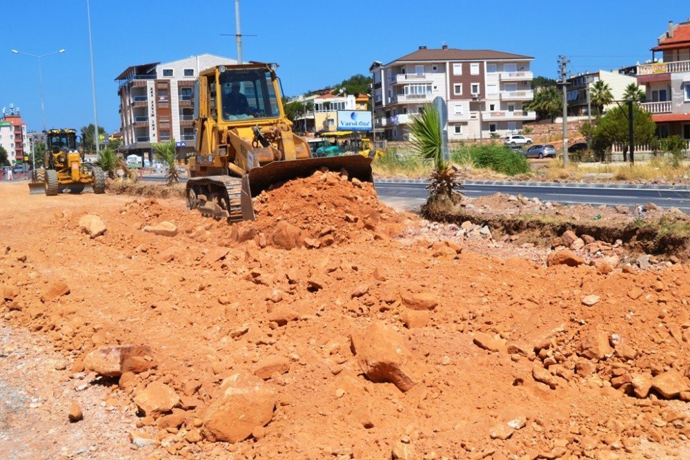 Sarımsaklı Bulvarı Yenileniyor