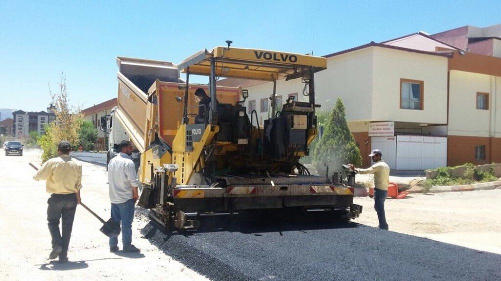 Şırnak Devlet Hastanesi Acil Servis Girişi Asfaltlandı