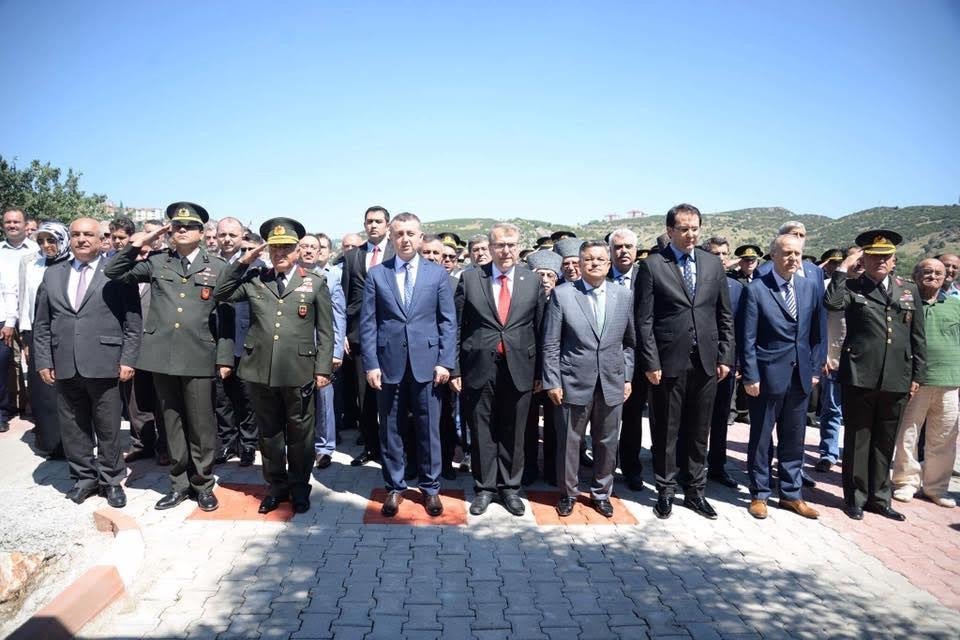 15 Temmuz Demokrasi Ve Milli Birlik Günü Etkinlikleri Kapsamında Şehitlik Ziyareti