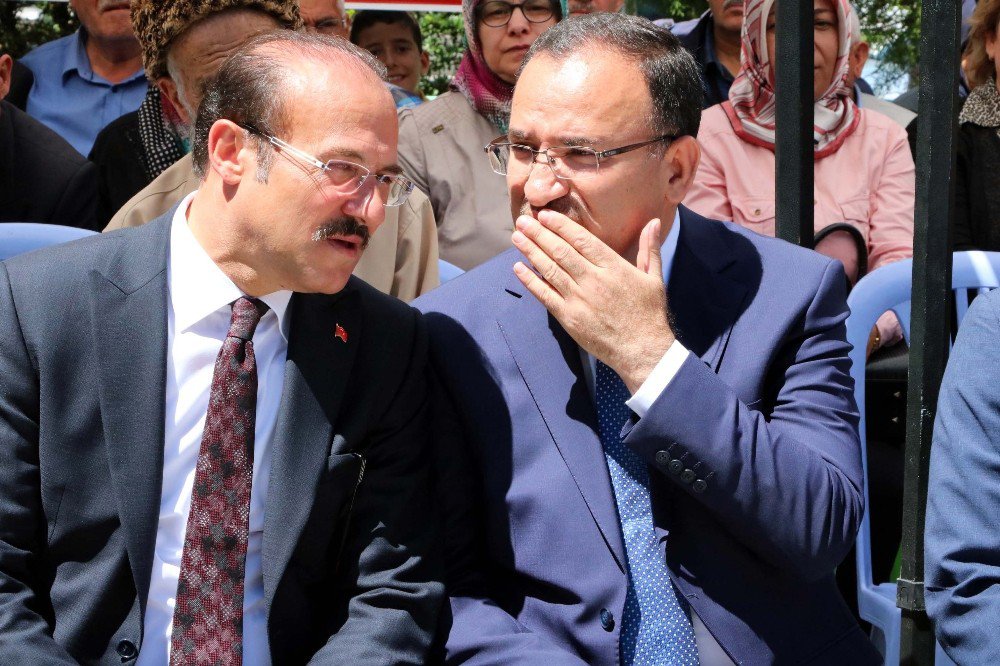 Bakan Bozdağ: “Kılıçdaroğlu 2019 Seçimine Dönük Yatırım Yapıyor”