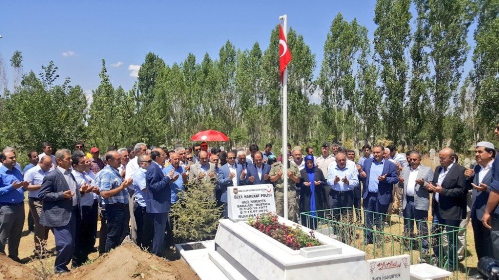 15 Temmuz Şehitlerini Anma Demokrasi Ve Milli Birlik Günü