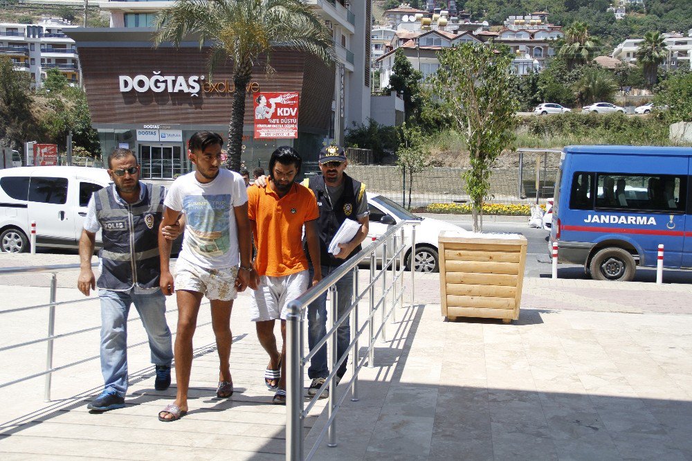 Alanya’da Belçikalı 3 Gaspçı Yakalandı