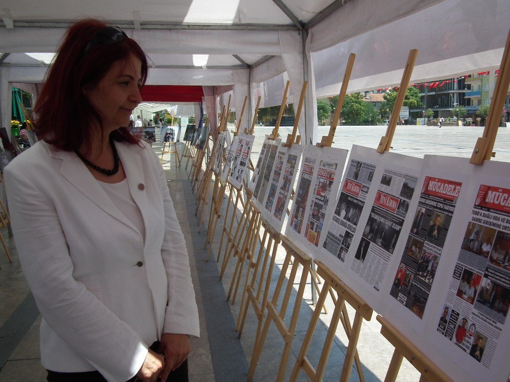 Aydın’da 15 Temmuz Fotoğraf Ve Gazete Başlıkları Sergisi