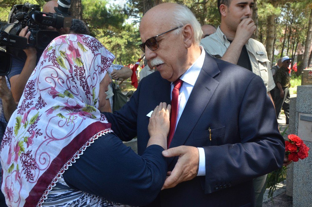 “Bakanım Hoşgeldiniz, Bir Resim Çektirem Komşular Kıskansın”