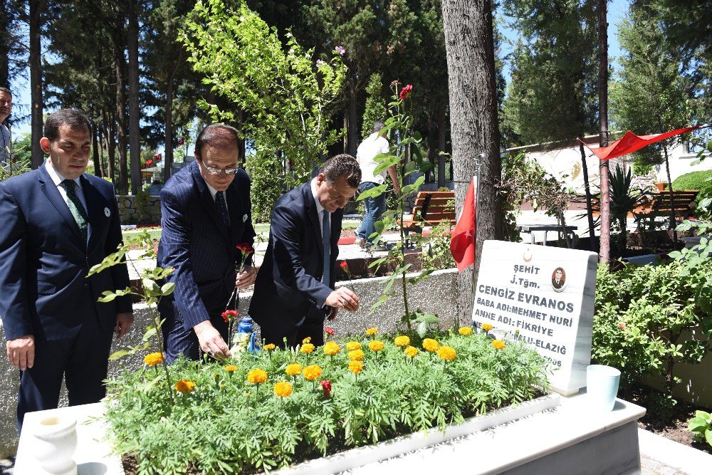 Srebrenitsa İçin Türk Ve Bosnalı Yetkililer Bir Araya Geldi