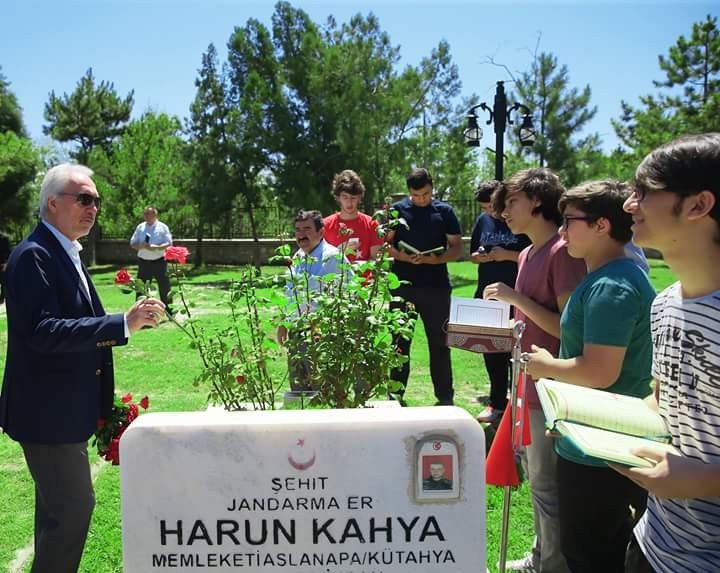 Başkan Kamil Saraçoğlu: 15 Temmuz Şehitlerimizi Ve Tüm Şehitlerimizi Saygı İle Anıyoruz