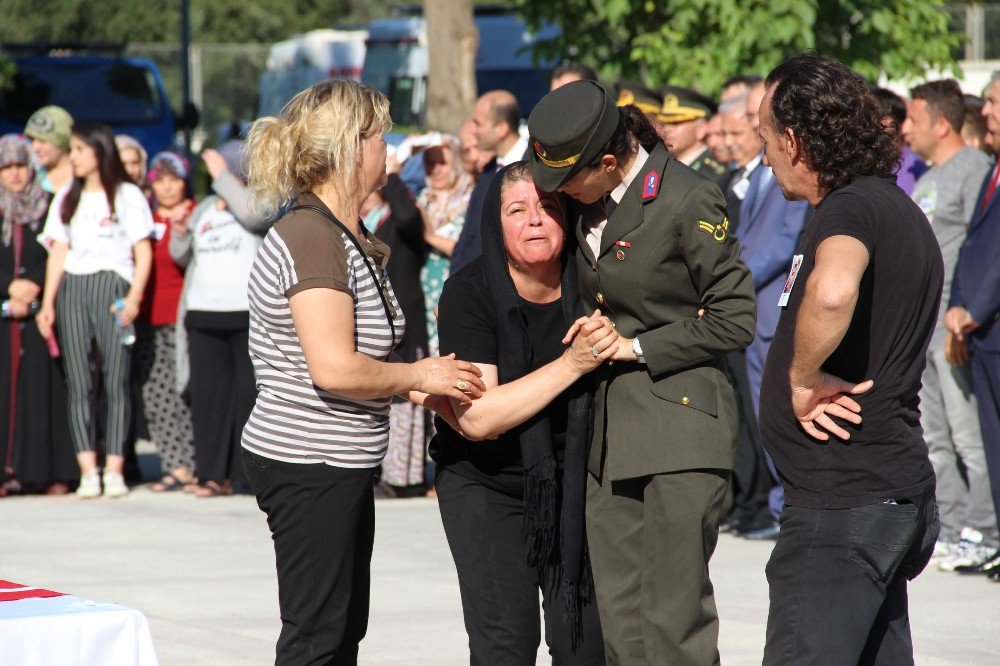 Şehitler Memleketlerine Uğurlandı