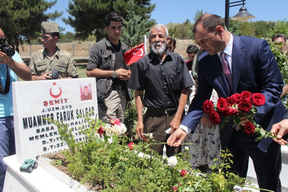 15 Temmuz Etkinlikleri Şehitlik Ziyaretleri İle Başladı