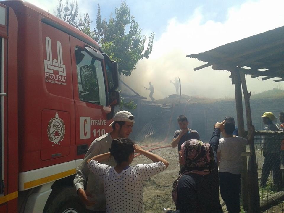 Vişneli Köyü’nde Korkutan Yangın