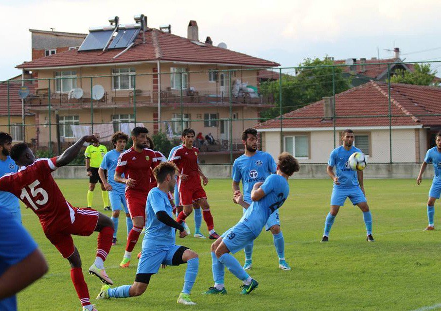 Evkur Yeni Malatyaspor’da Nijeryalı Seth Performansıyla Beğenildi